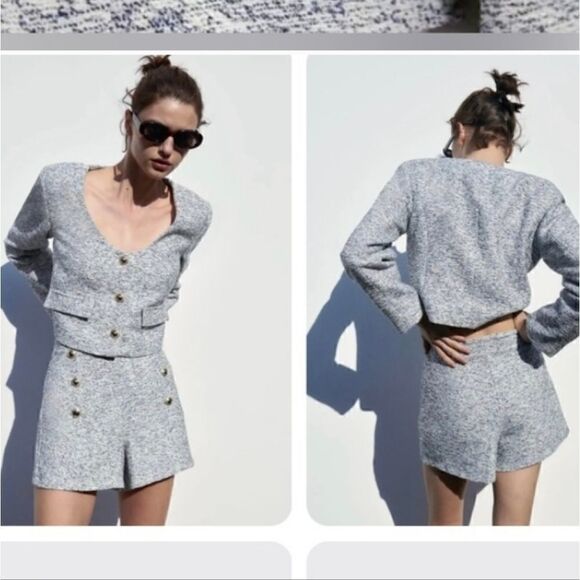 ZARA TEXTURED TWEED SHORTD WITH GOLD BUTTONS BLUE AND WHITE - Picture 13 of 14
